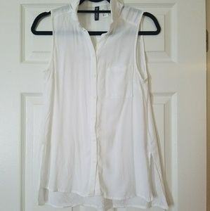H&M Divided White Button-Down Sleeveless Blouse
